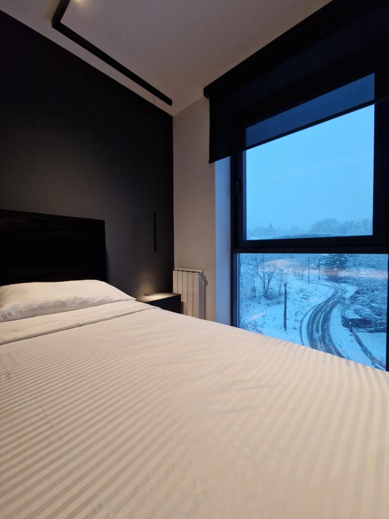 Smart Loft Apartment 투즐라 외부 사진
